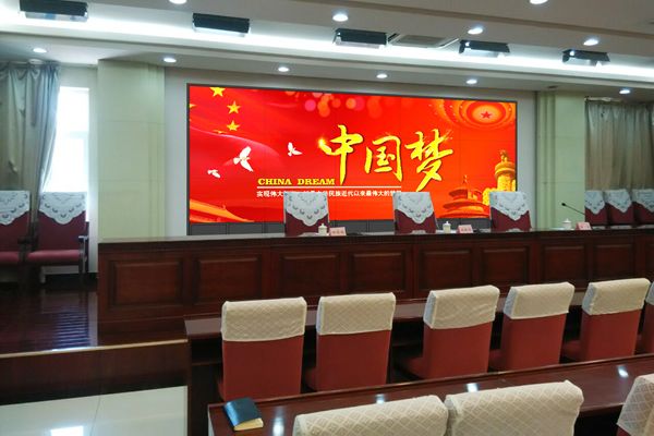 無縫拼接屏的使用壽命一般是多長時間？