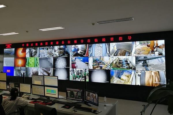 一塊拼接屏顯示多少路視頻監控畫面合適？